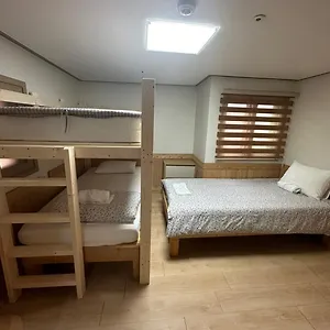 招待所 首尔站r旅馆