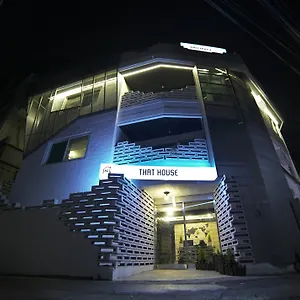 招待所 That House Hongdae